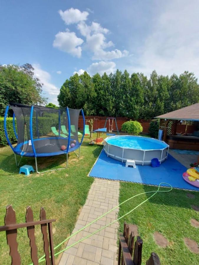 Nagcsalados Rozsa Apartman Балатонлелле Экстерьер фото