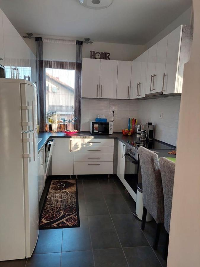 Nagcsalados Rozsa Apartman Балатонлелле Экстерьер фото