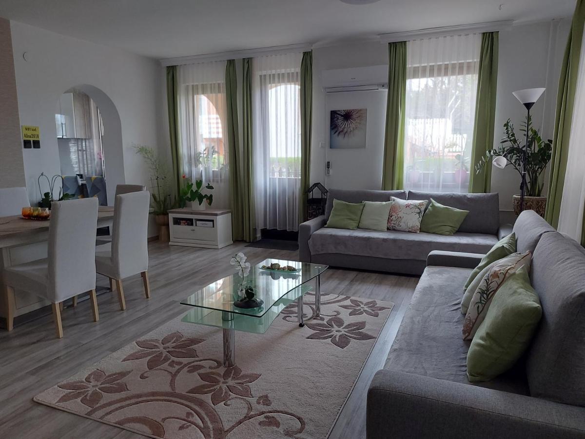 Nagcsalados Rozsa Apartman Балатонлелле Экстерьер фото