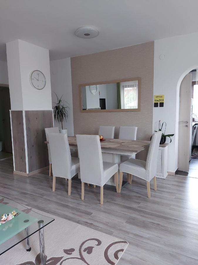 Nagcsalados Rozsa Apartman Балатонлелле Экстерьер фото