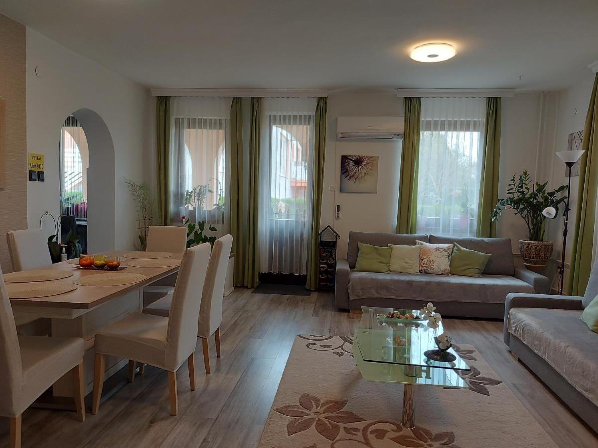 Nagcsalados Rozsa Apartman Балатонлелле Экстерьер фото